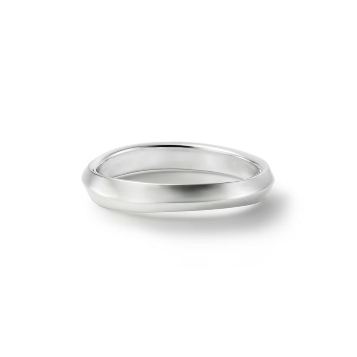 【お取り寄せ注文可能】Wave Ring M(PLATINUM950)