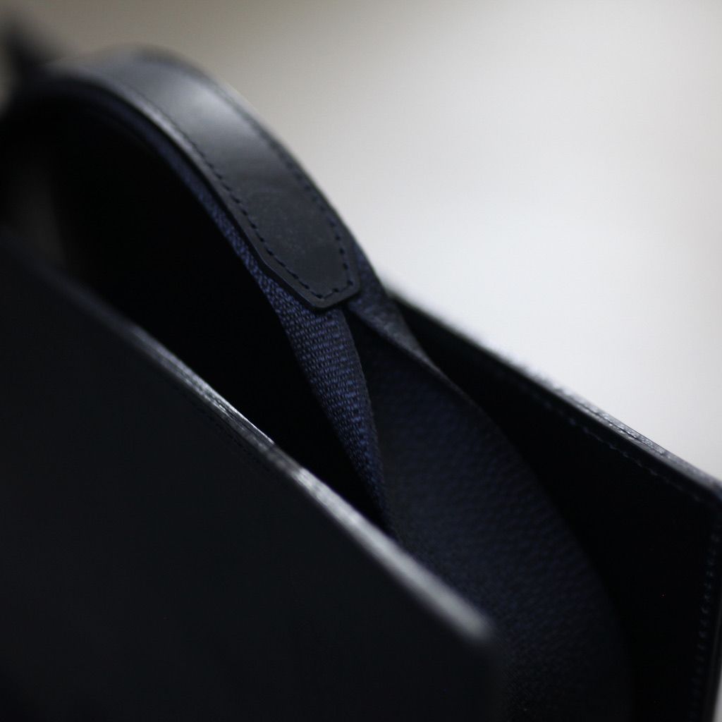 【残り一点】Box Tote