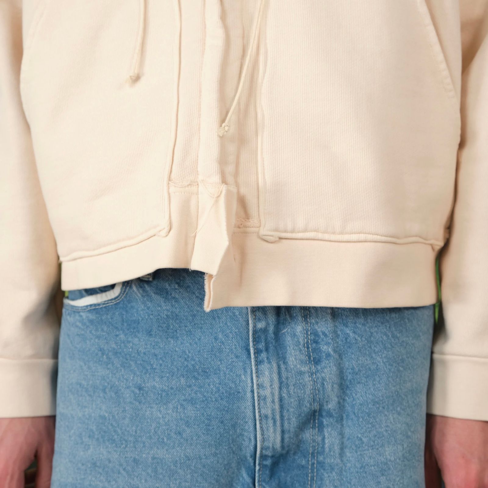 【残り一点】Fitted Zip Hoodie