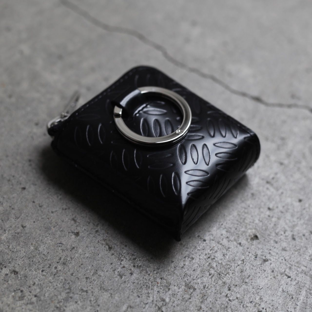 【残り一点】Embossed Airpods / Key Case