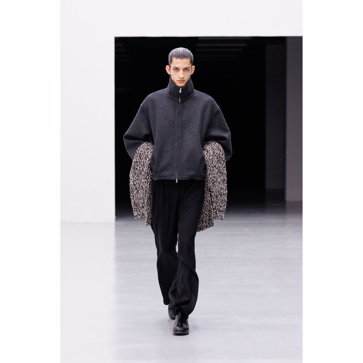 【残り一点】Wool Cashmere Balloon Silhouette Blouson