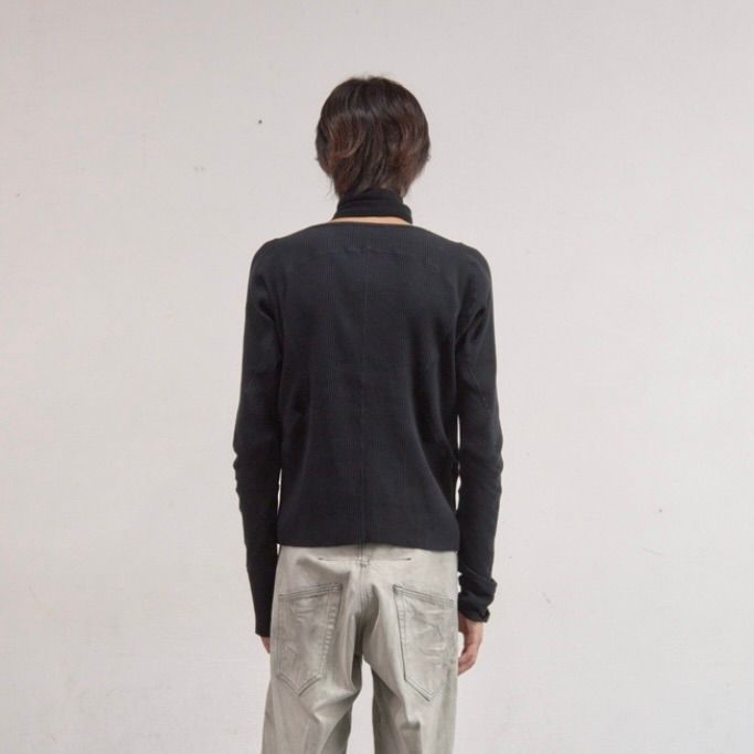 【残りわずか】Panelled Ribbed Long Sleeve T-shirt