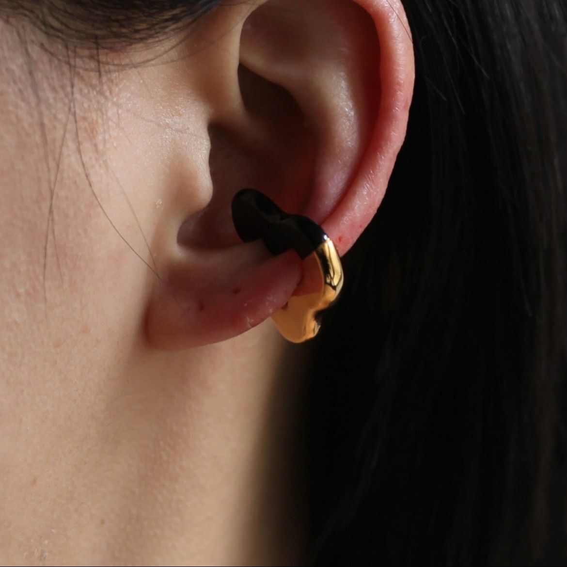 PREEK - 【残りわずか】Rough Heart Ear Cuff | ACRMTSM ONLINE