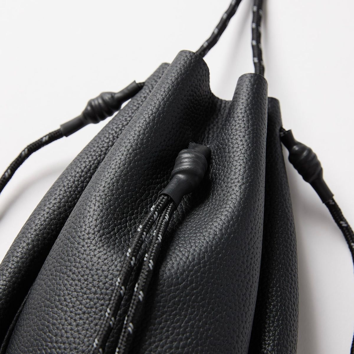 【残り一点】Leather Drawstring Bag