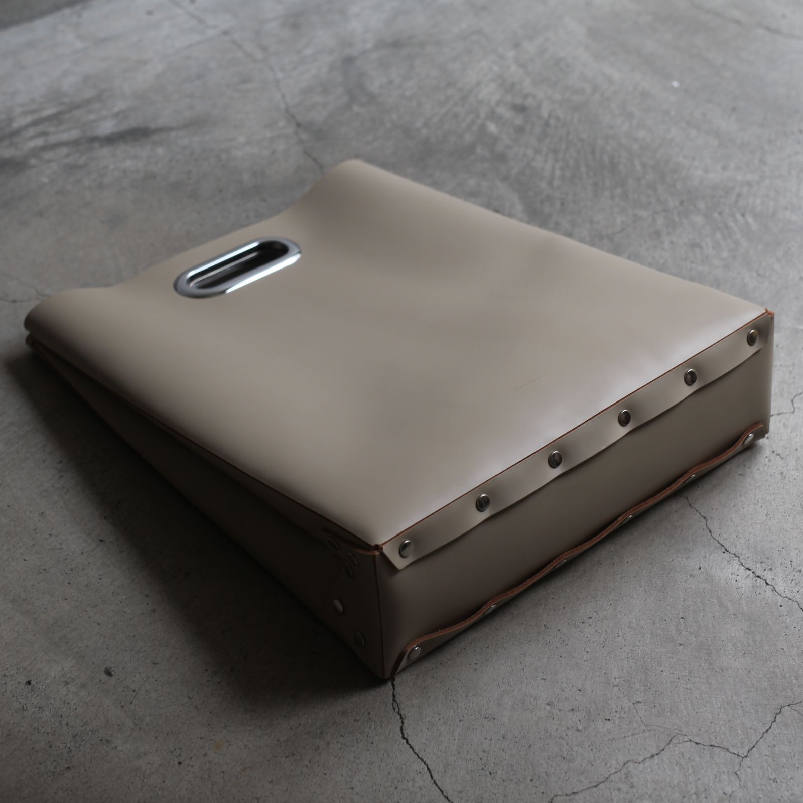 【残りわずか】Assemble Disc Bag_LP(BEIGE)