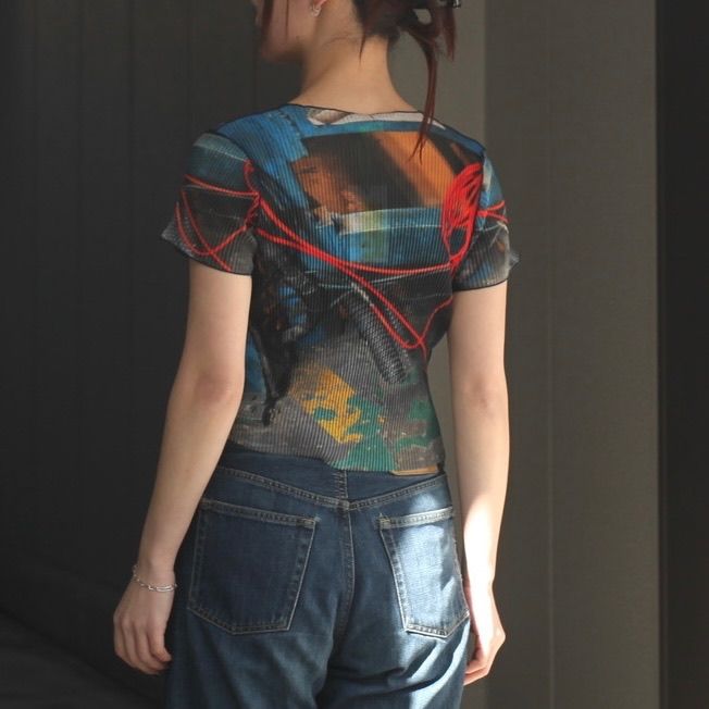 【残り一点】Sheer Graphic Tiny Top