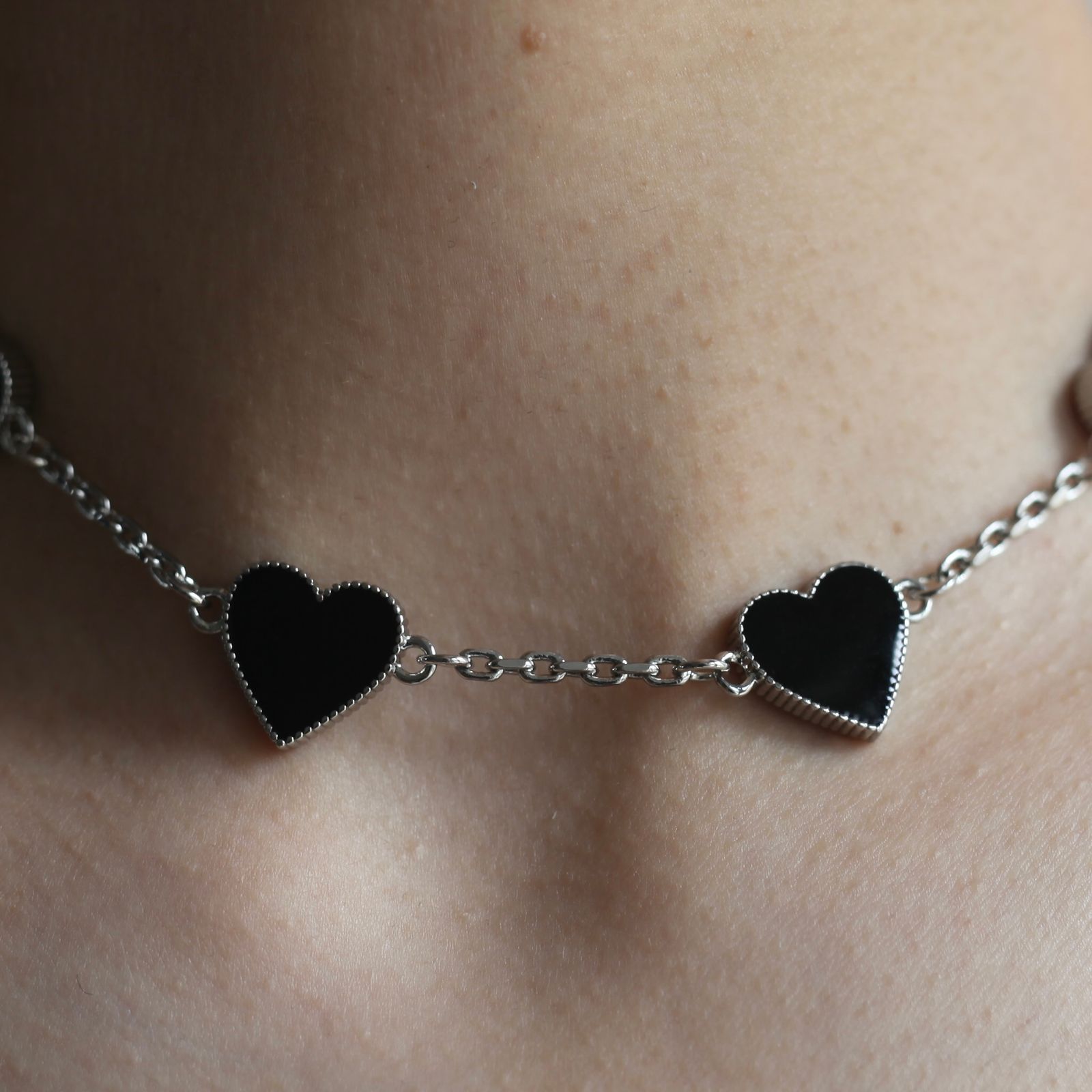 【残りわずか】Chain Heart Necklace(BLACK)
