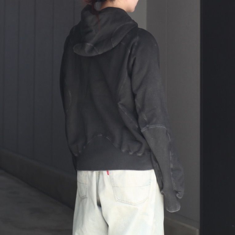【残りわずか】Paneled Zip Up Hoodie
