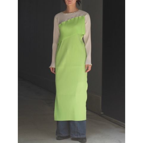 【残り一点】Spiral Wave Long Sleeve Dress