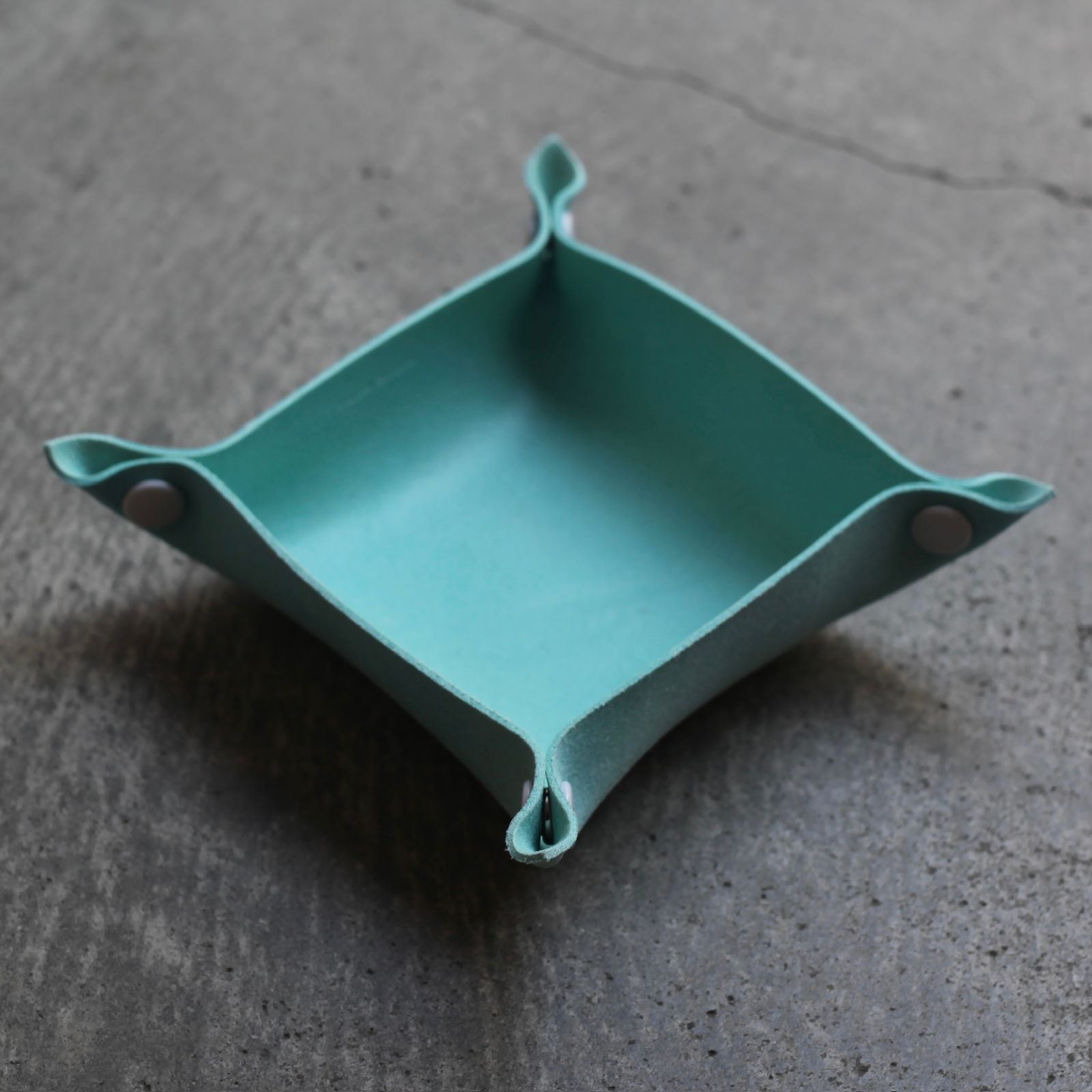 【再販売通知受付可能】Tray_S