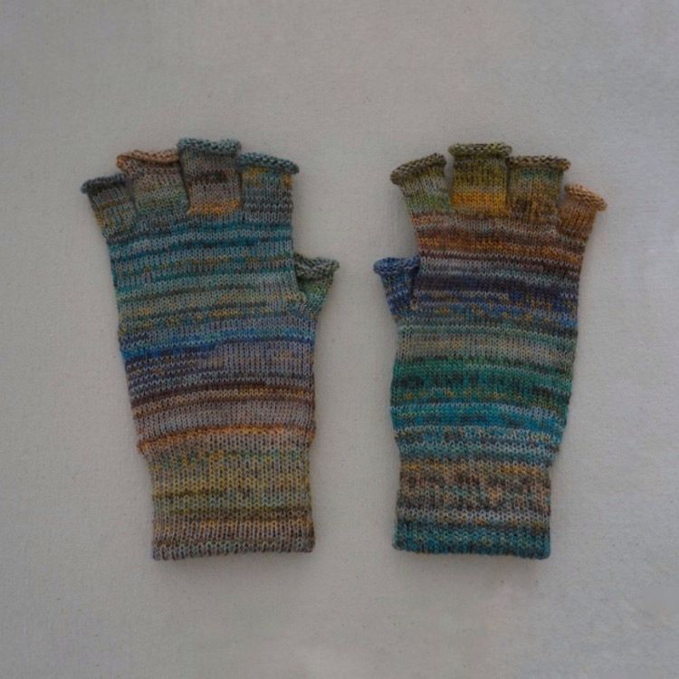 【残り一点】Multi Color Glove