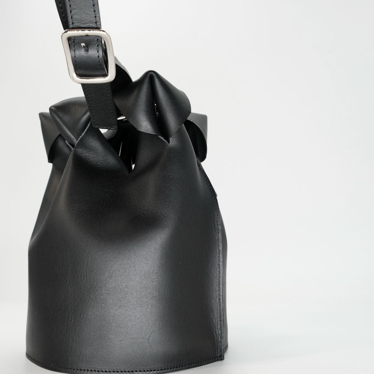 【残りわずか】Bridle Shoulder