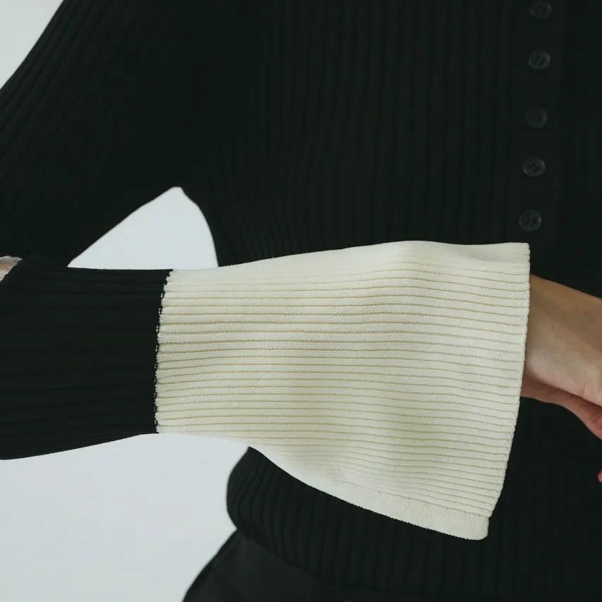 【残り一点】Henley Neck Knit Tops