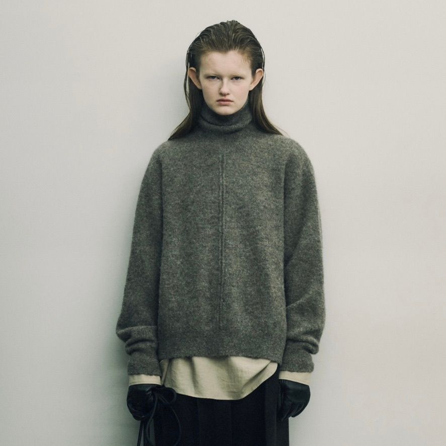 【残りわずか】Wool/Alpaca Knit Loose Turtle Neck PO
