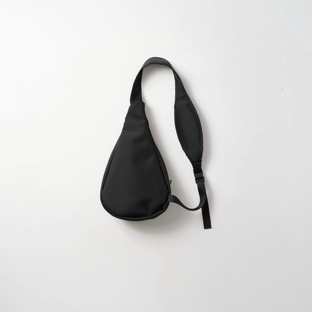 【残り一点】Tyvek®︎ Oneshoulder Bag