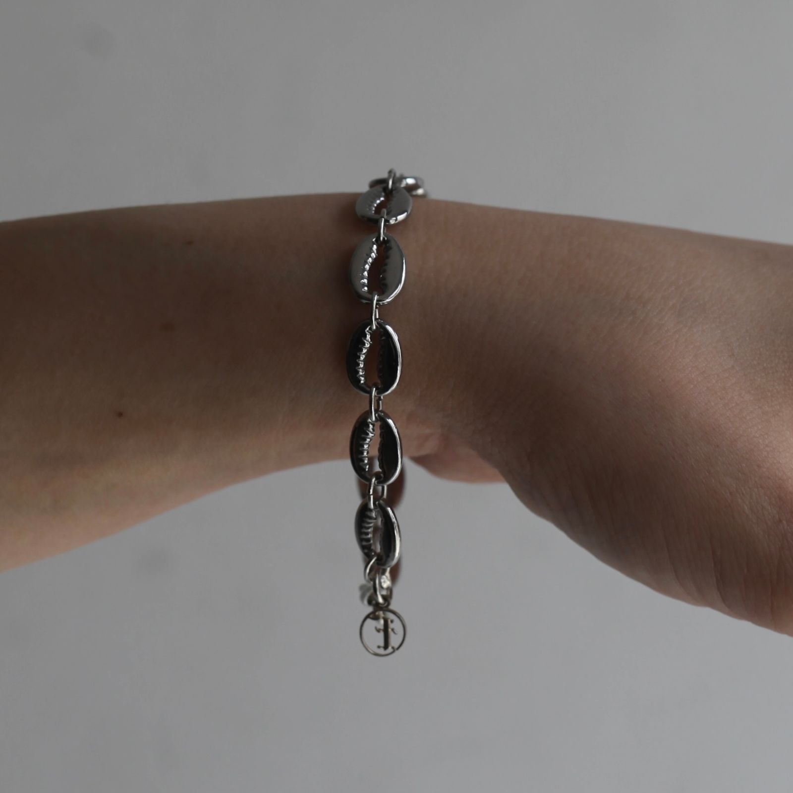 【残りわずか】Shell Bracelet