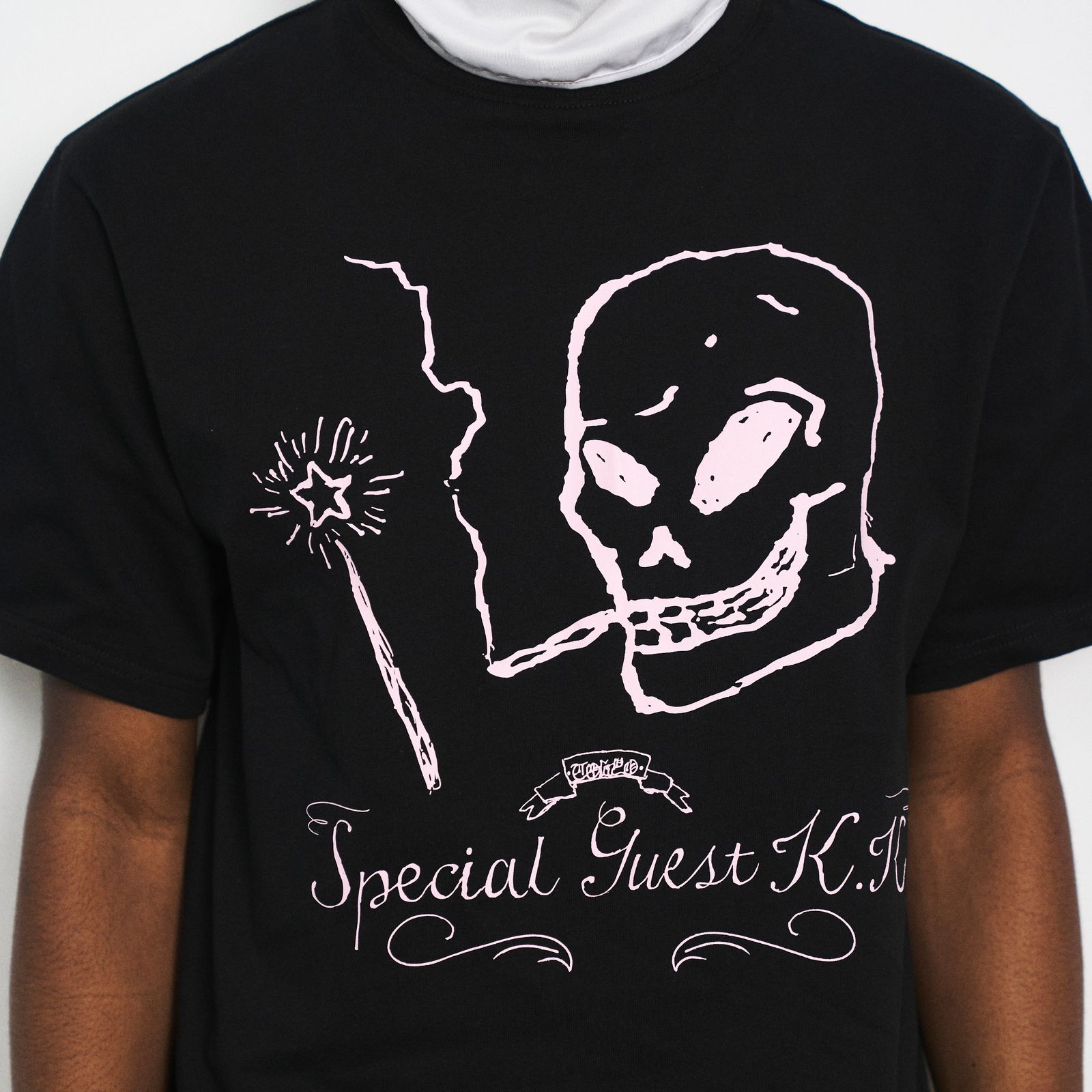 【残り一点】A Smoking Skeleton Tee
