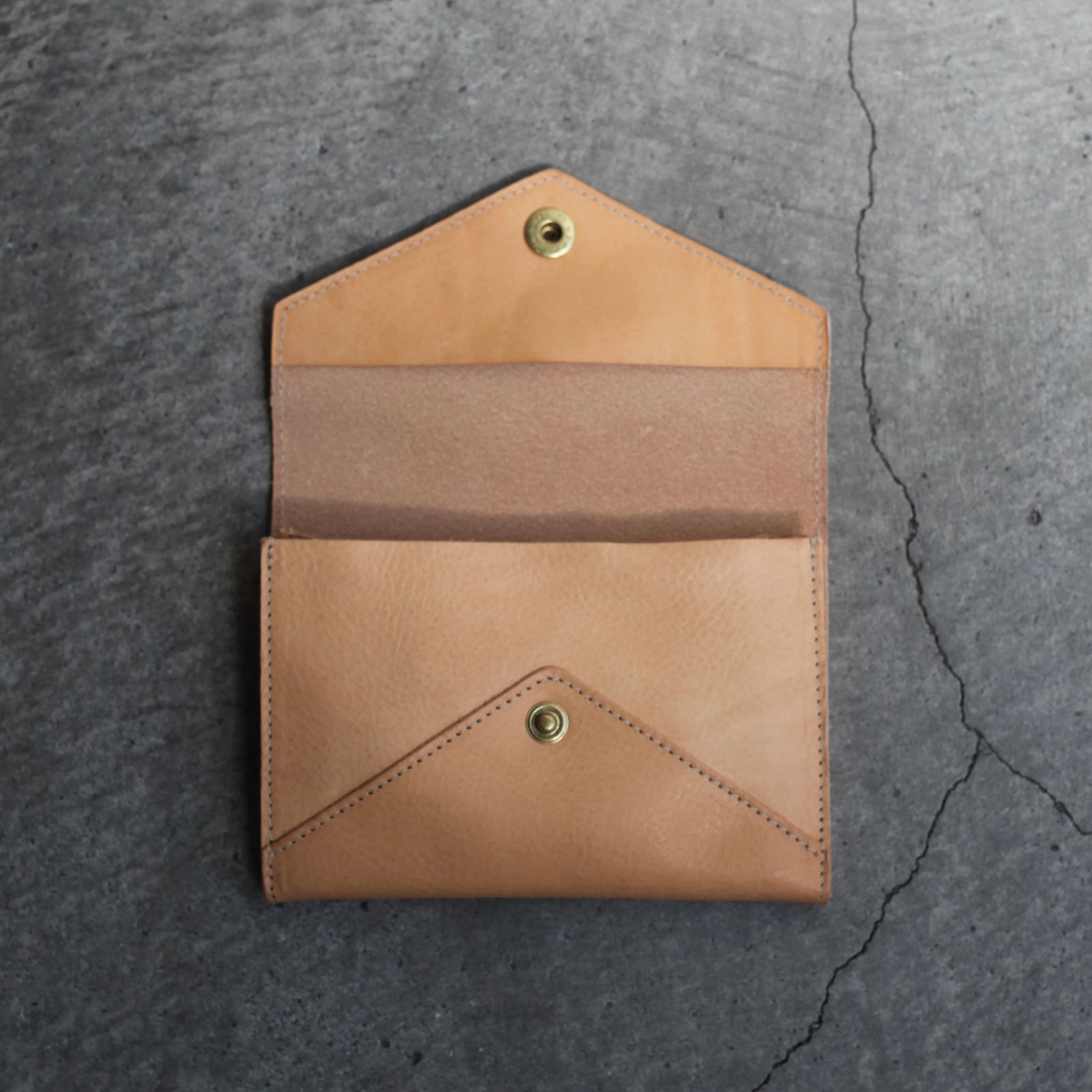 【残り一点】ミディアムウォレット