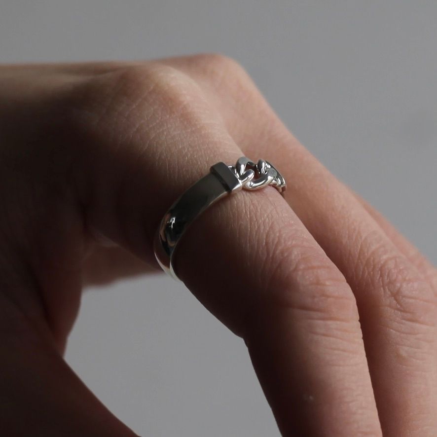 【残り一点】Point Curb Ring