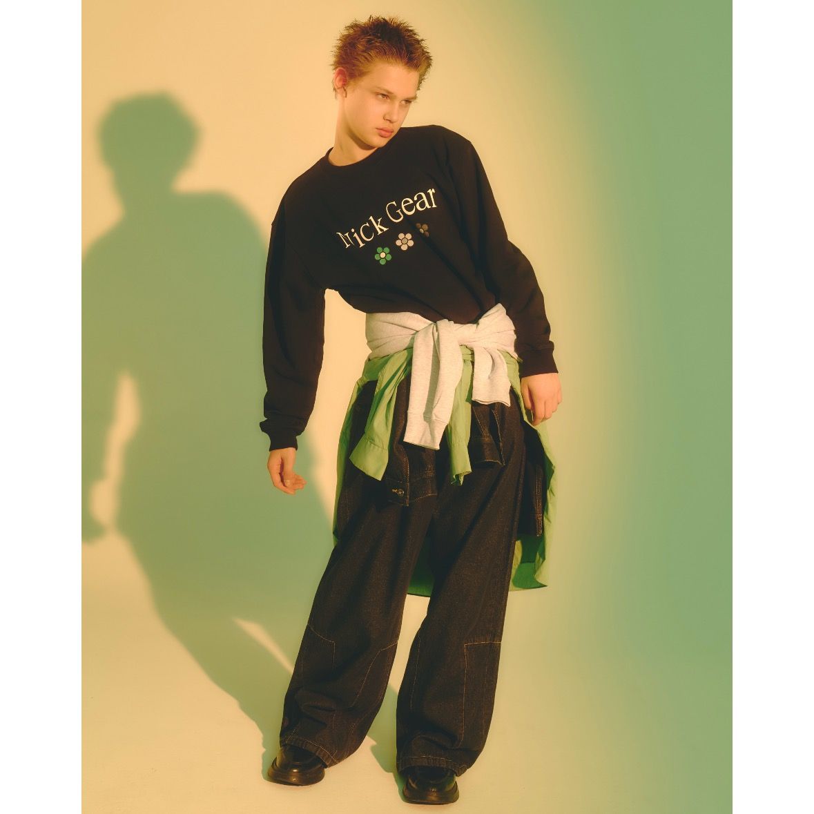 【残り一点】Flower Print Logo Sweat