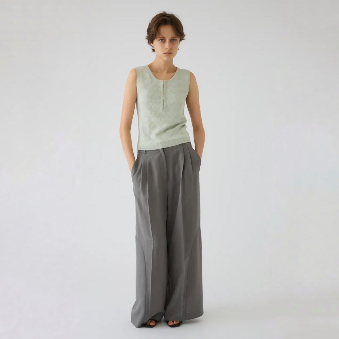 【残り一点】Round Neck Hook Tank