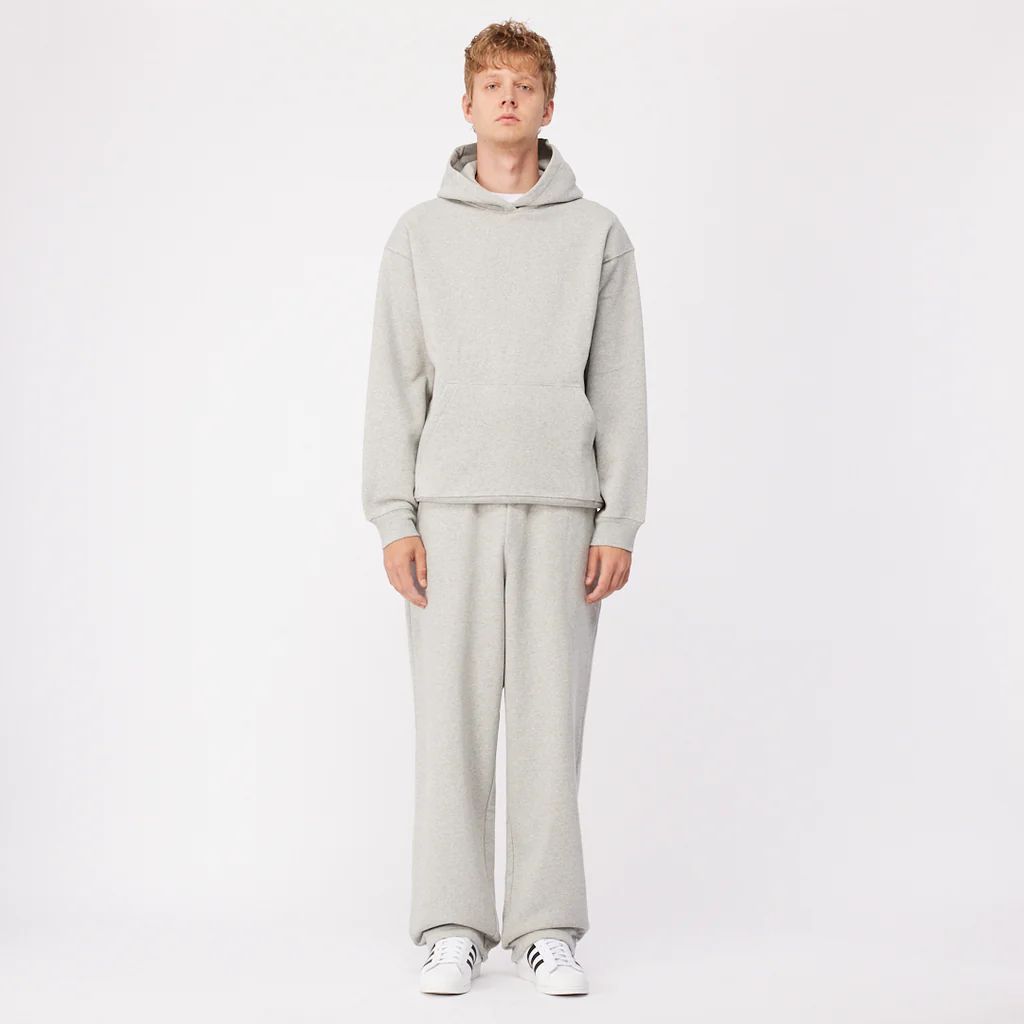 【残りわずか】Cursive Small Logo Hoodie