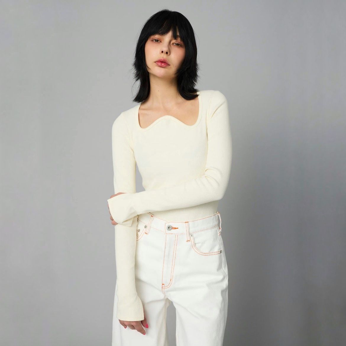 【残り一点】Wave Neck Tops