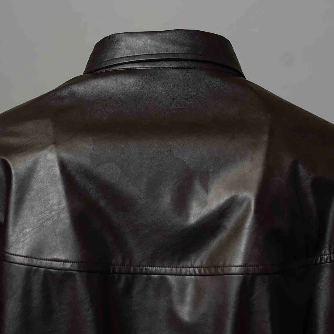 【残り一点】Curve Change Light Eco Leather Shirt