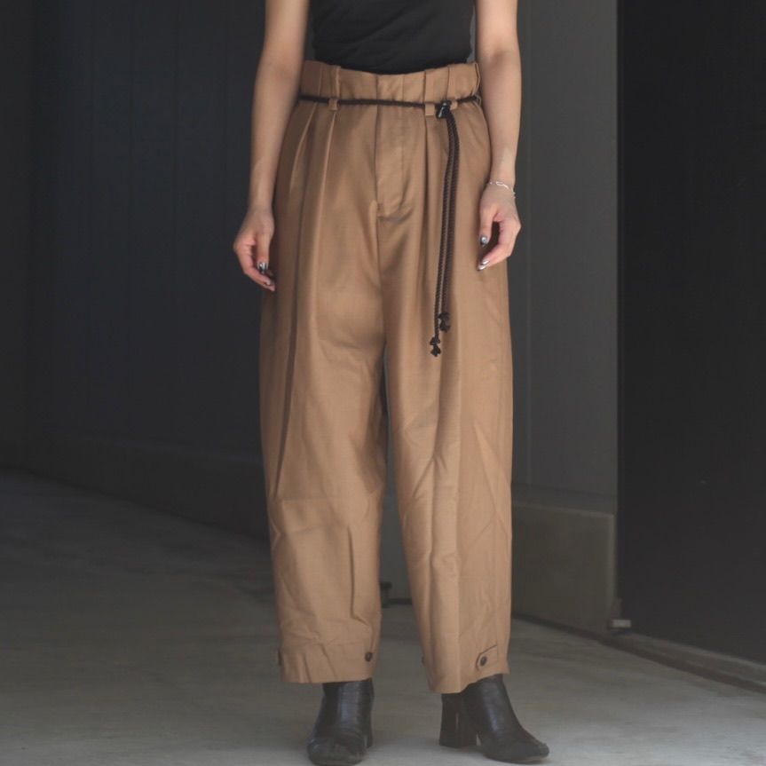 【残り一点】Squeeze Slacks