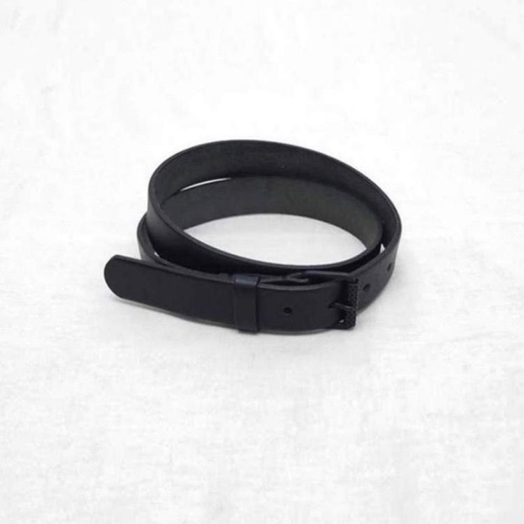 【残りわずか】カラーバックルベルト(BLACK×BLACK)