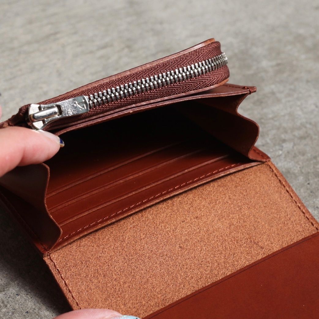 【再販売通知受付可能】Billfold(BROWN)