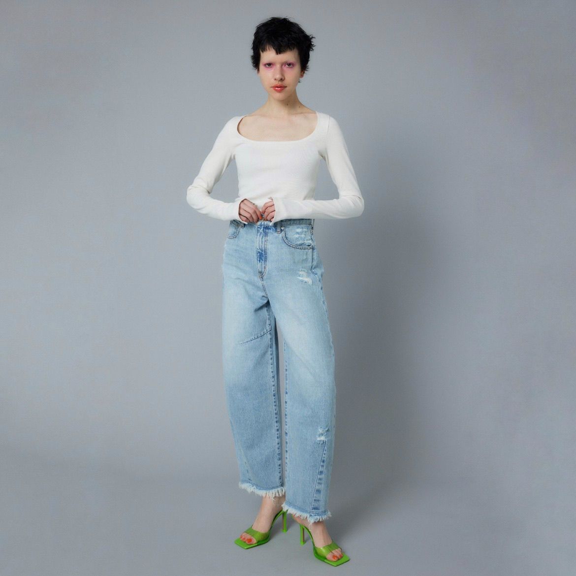 HeRIN.CYE - 【残り一点】Cocoon Crash Hem Denim Pants | ACRMTSM ...