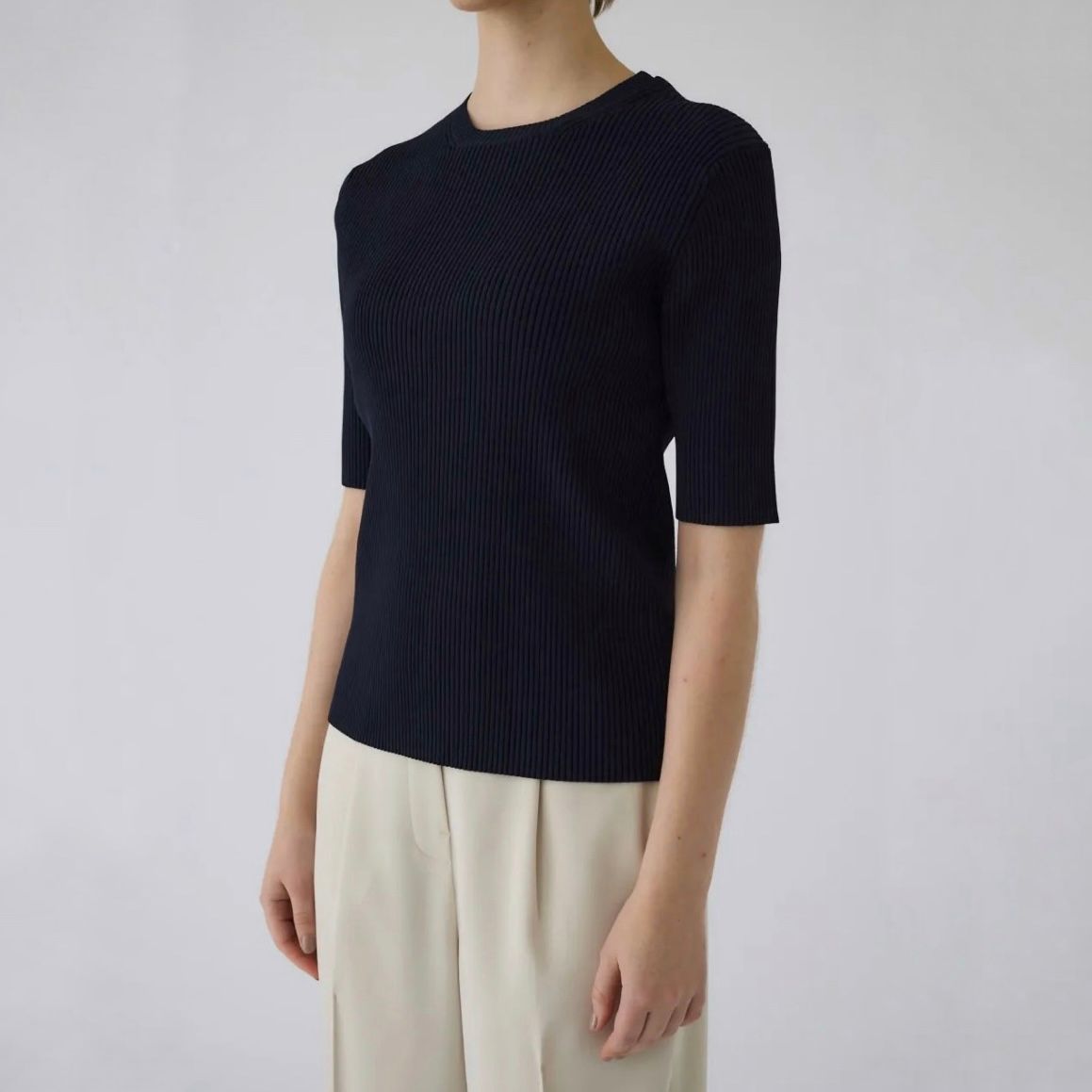 【残り一点】Compact Knit Tops