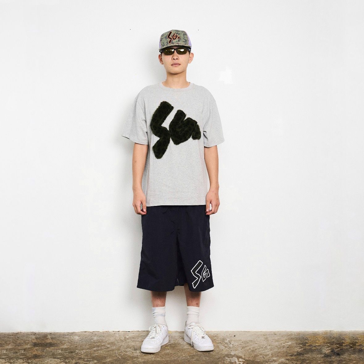 【残り一点】Faux Fur Patch Tee
