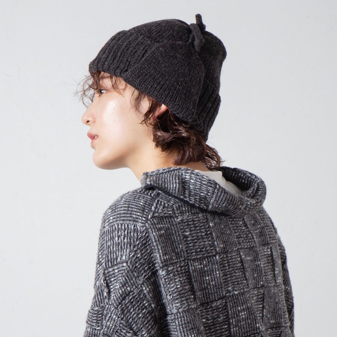 【残りわずか】Ear Knit Watch