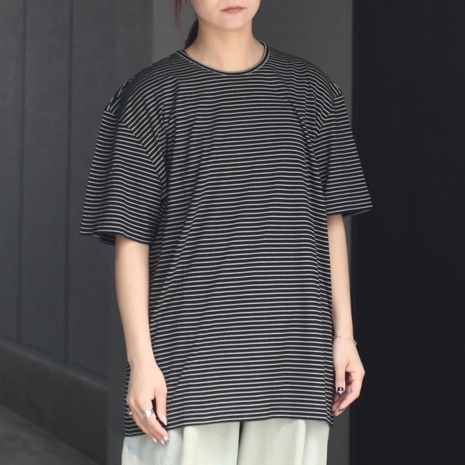 【人気急上昇中♪】LEMAIRE コットン リブTシャツ LEMAIRE リブ Tシャツ | ブラック | FARFETCH JP