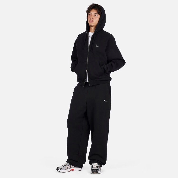 【残りわずか】Classic Small Logo Zip Hoodie