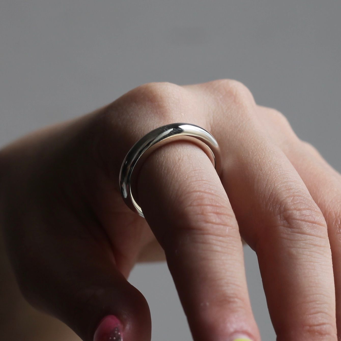 【残り一点】Oval Link Ring 5mm(WHITE)