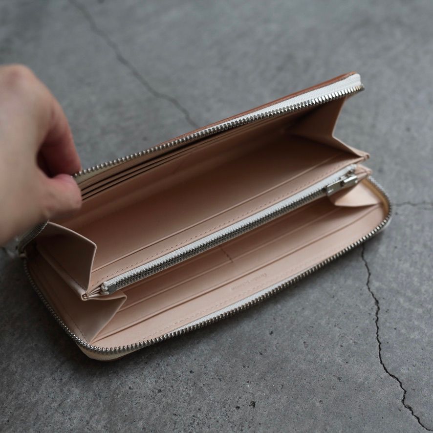 【残りわずか】Long Zip Purse(TAN)