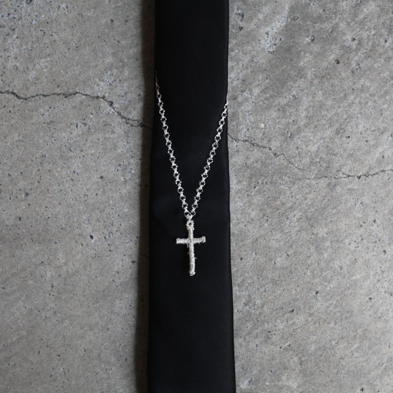 【残りわずか】Necklace Embroidery Silk Tie