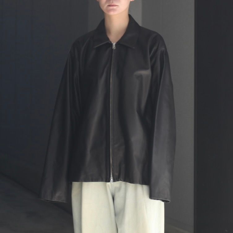 【残りわずか】Zip Blouson