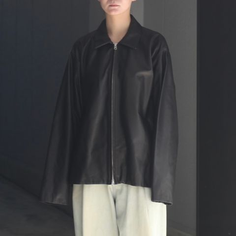 【残りわずか】Zip Blouson