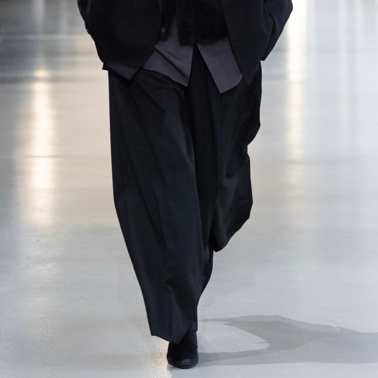 stein/シュタインLong Wide Trousers サイズS ssstein / シュタイン】LONG WIDE TROUSERS - BLACK | 公式通販