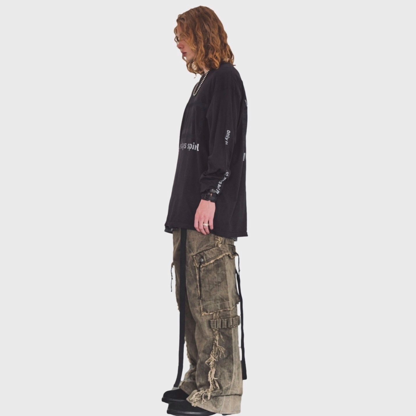 【残りわずか】Slash Seam Twist Cargo Jeans