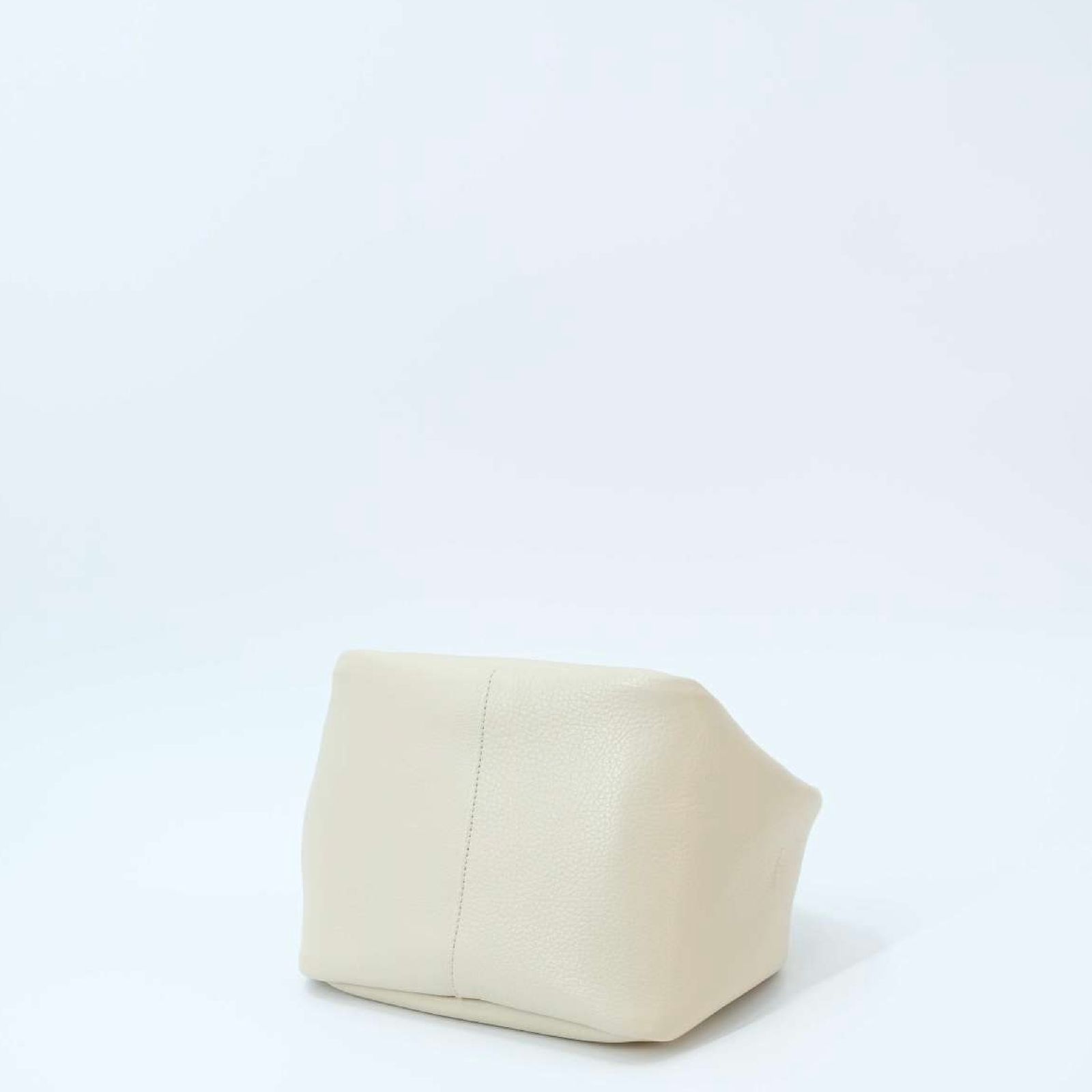 【残りわずか】Cube Ring Muff
