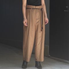 【残り一点】Squeeze Slacks