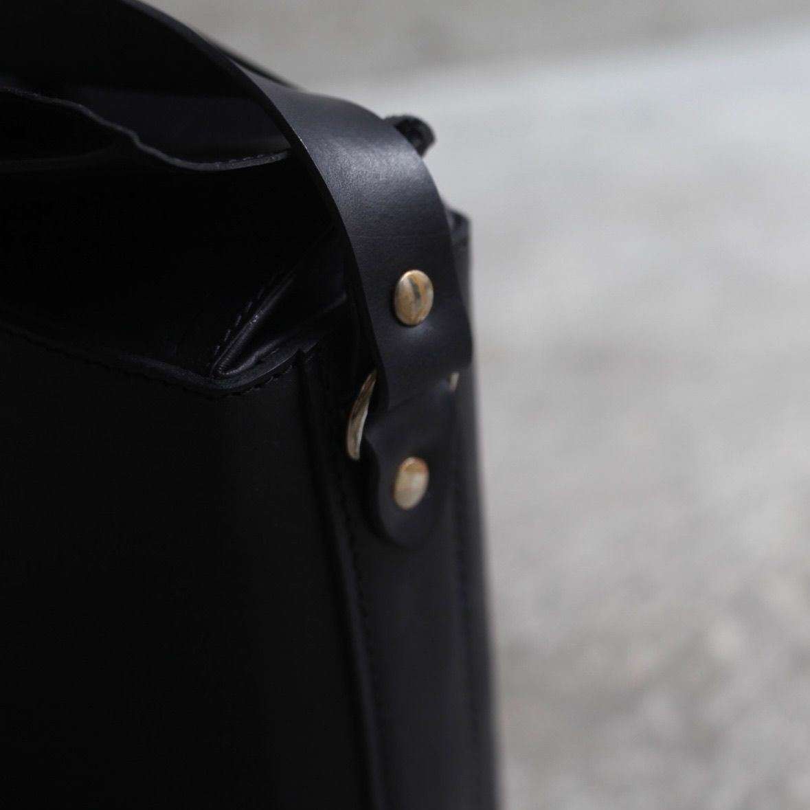 【残り一点】Square Bucket Bag