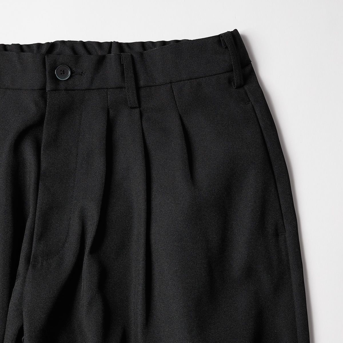 【残り一点】3Tuck Easy Trousers