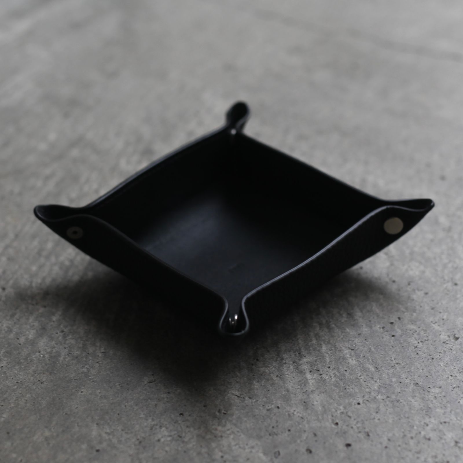 【残り一点】Herrie Portable Tray(DIPLO SKY)