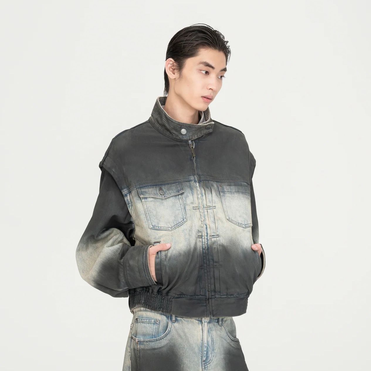 【残り一点】Blue to Black Ombre Denim Stand Collar Jacket